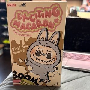 Exciting Macaron - Green Grape